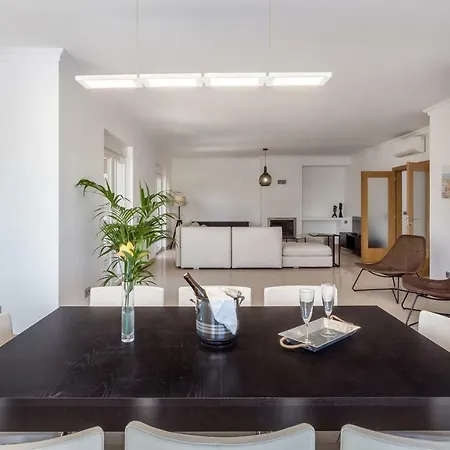 Blue Heaven Luxury V5 別荘