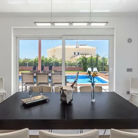 Blue Heaven Luxury V5