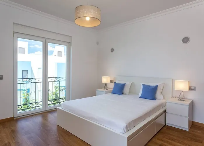 Blue Heaven Luxury V5 Holiday home